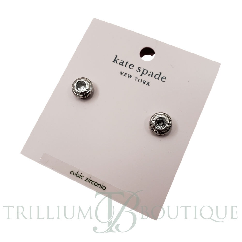 KATE SPADE Bezel CZ Elegant Edge Hammered Round Stud Earrings Clear Silver NWT - Picture 1 of 5